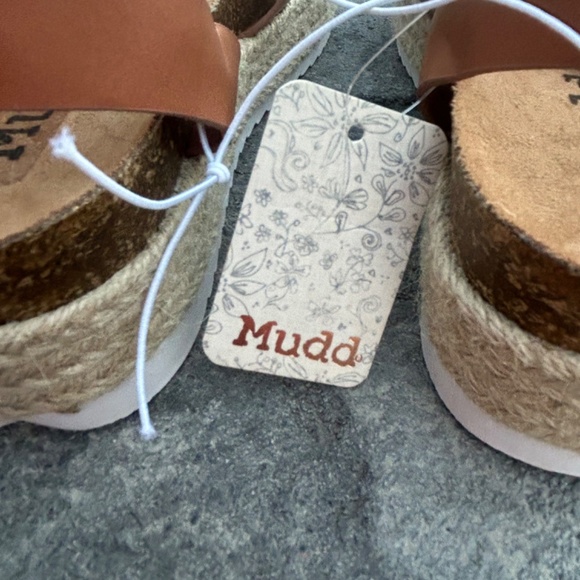 Mudd Tan Ankle Strap Sandal - Picture 3 of 4